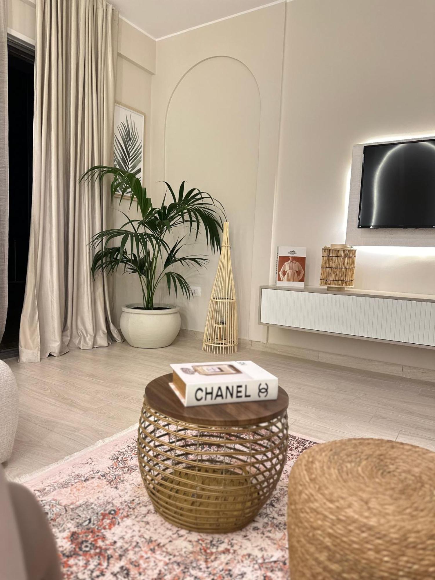 Lungomare Luxury Sea View Appartement Vlorë