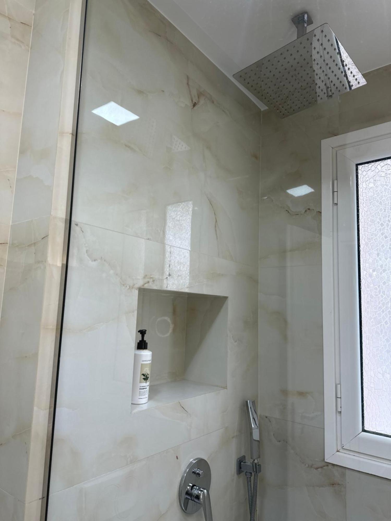 Lungomare Luxury Sea View Apartament