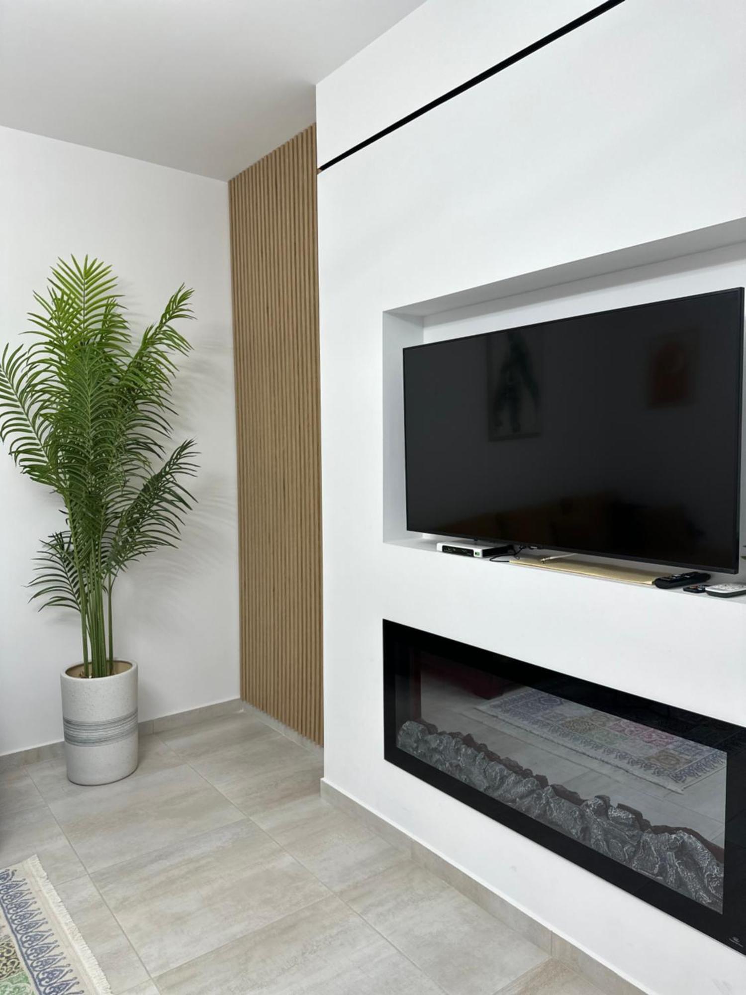 Lungomare Luxury Sea View Apartament Wlora