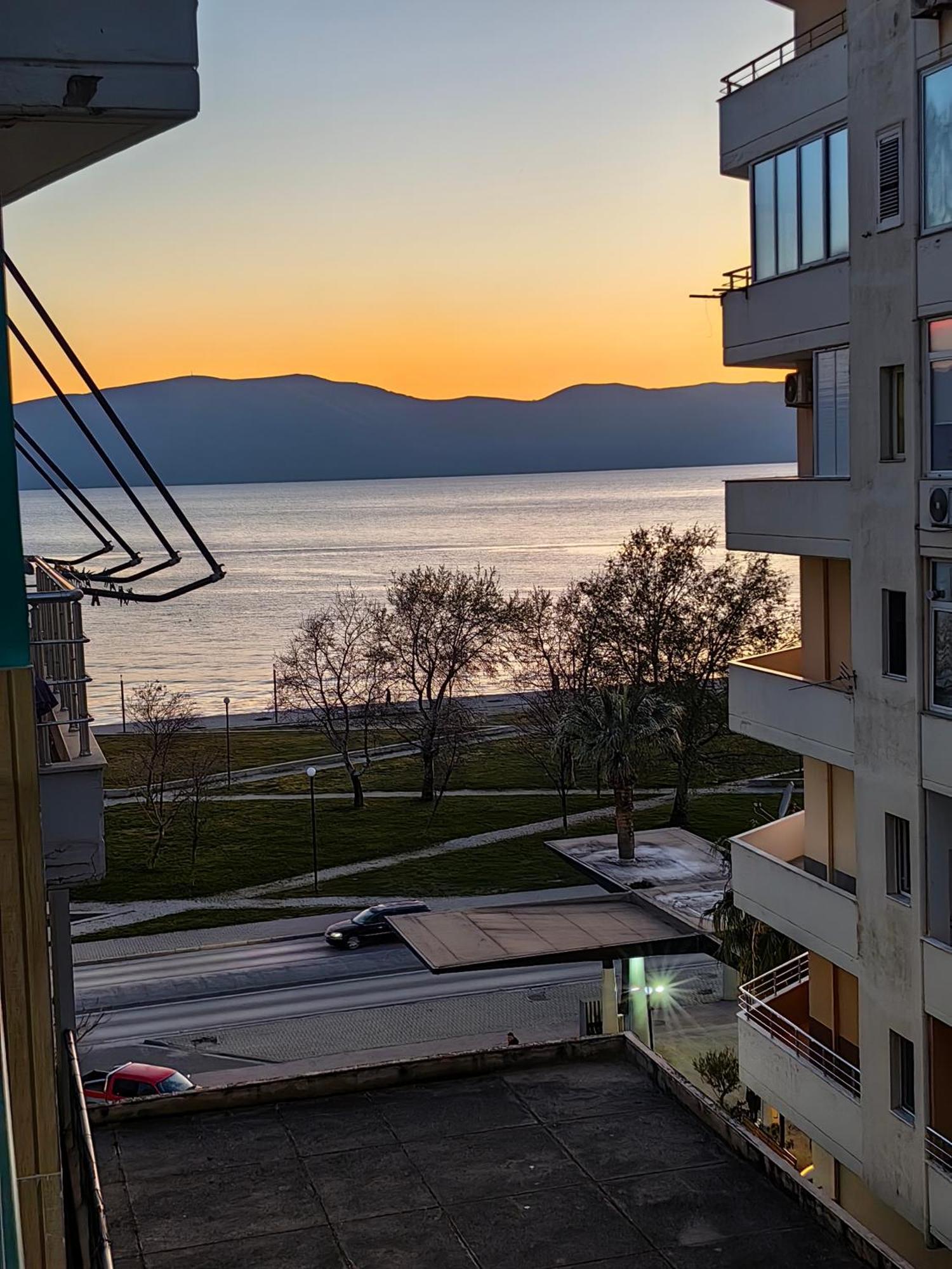 Lungomare Luxury Sea View * Vlorë
