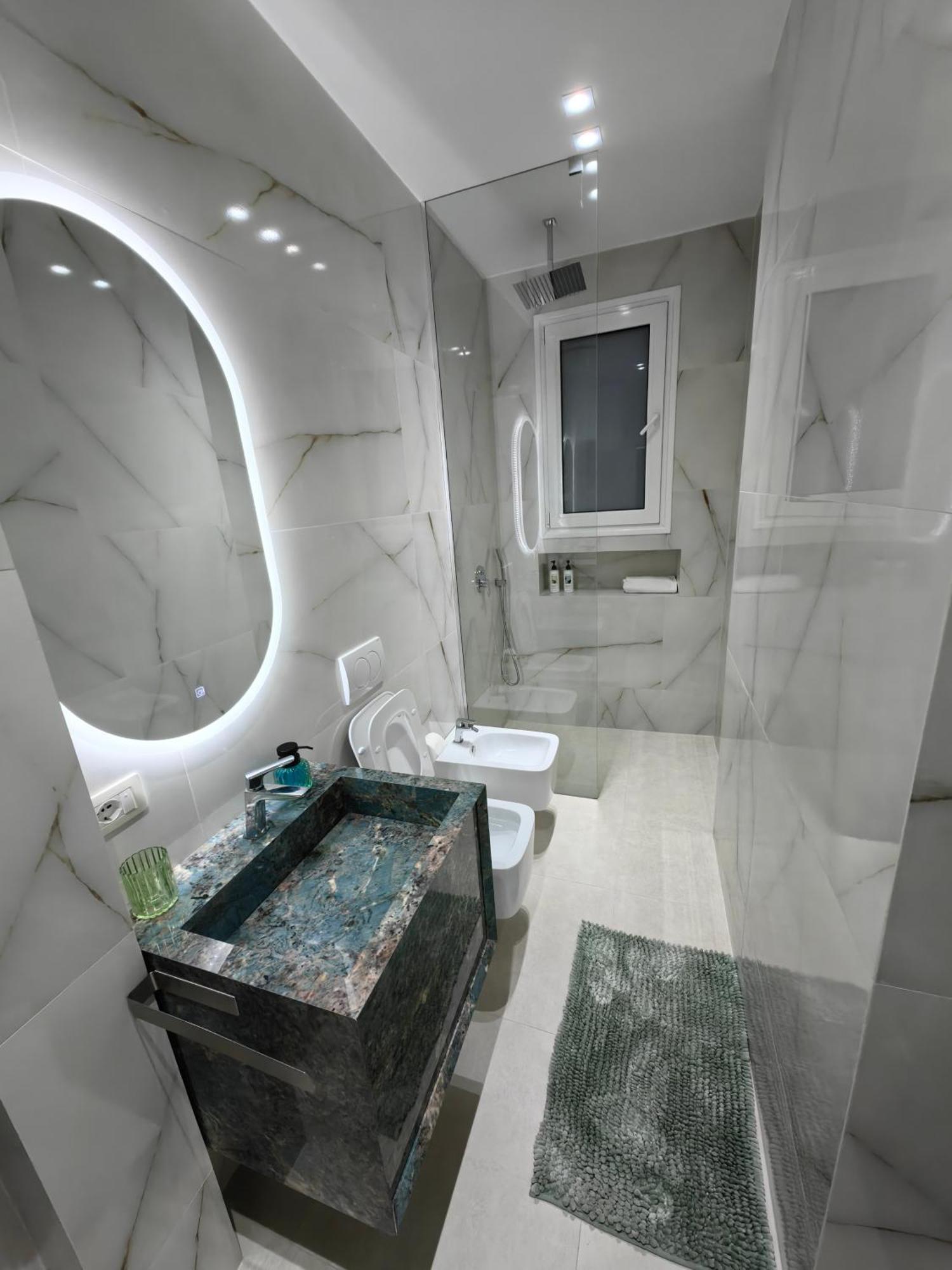 Apartament Lungomare Luxury Sea View Wlora