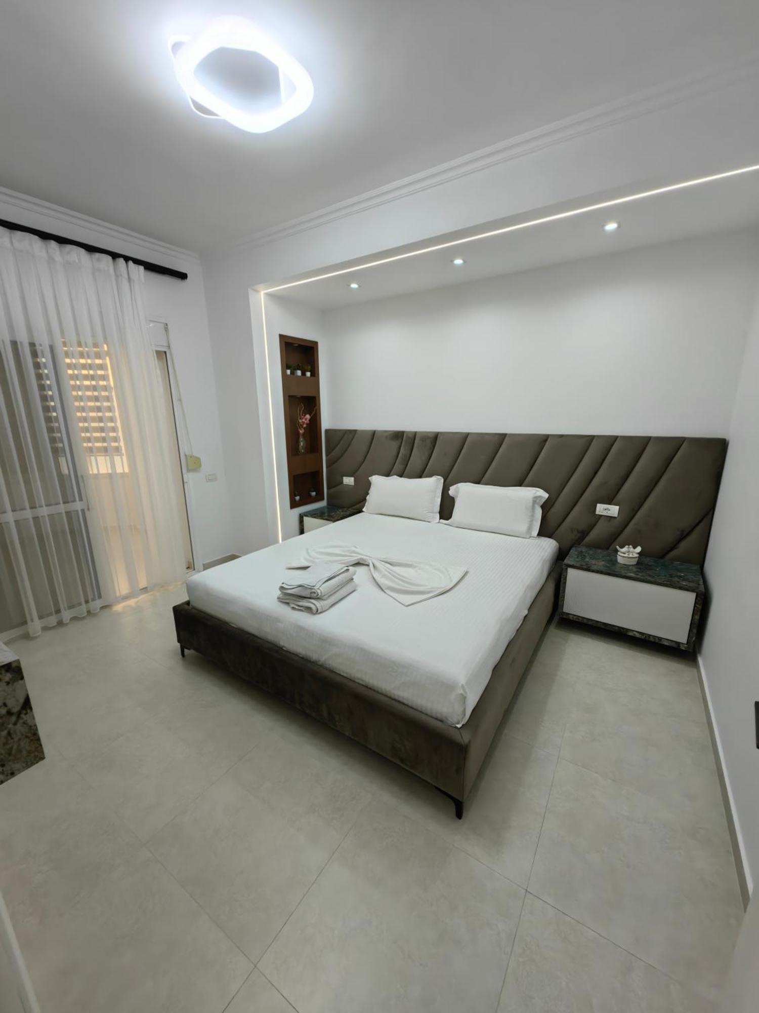 Appartamento Lungomare Luxury Sea View Vlorë